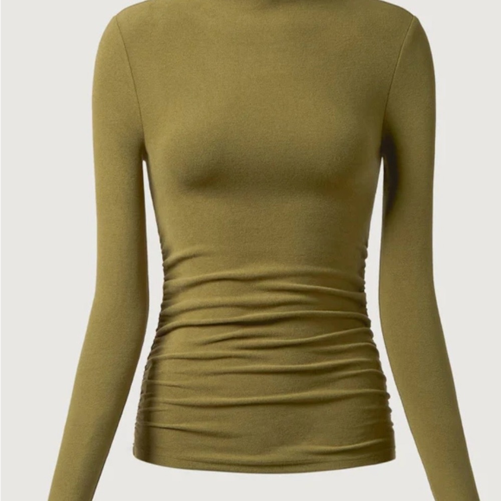 Thermal Ruched Sides Tuckable Mockneck Top